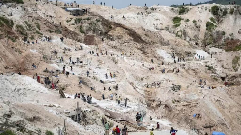A landslide at a mine in the African country of Congo 200 people died